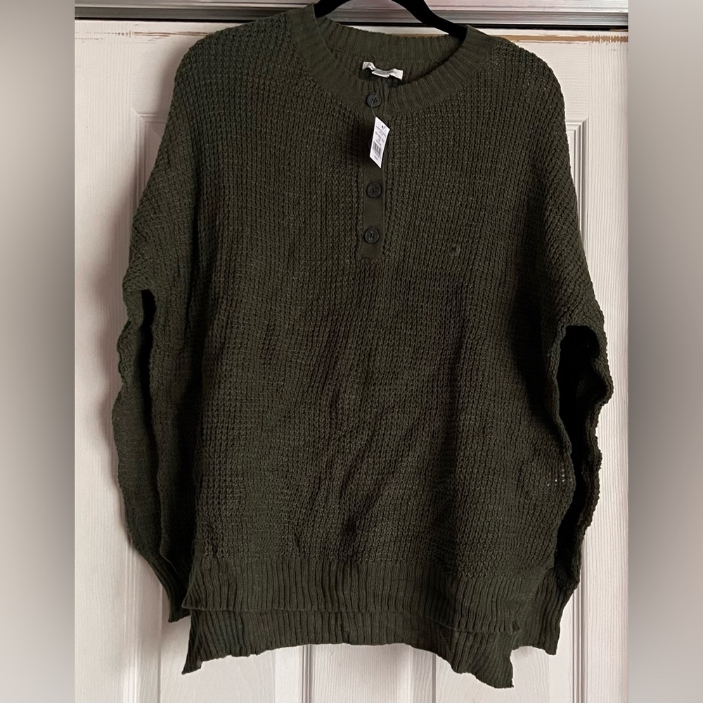 Green American Eagle sweater (tag still on)
